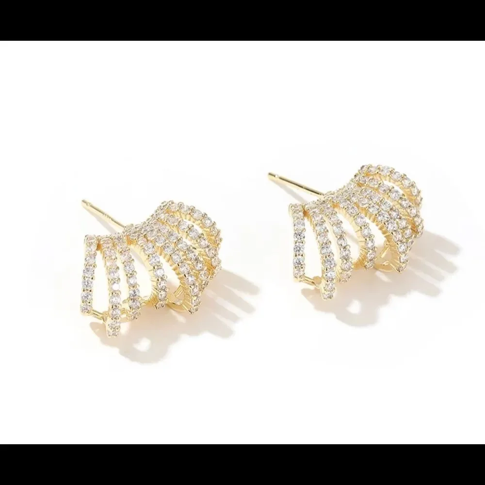 ‎GOLDTONE DROP EARRINGS
